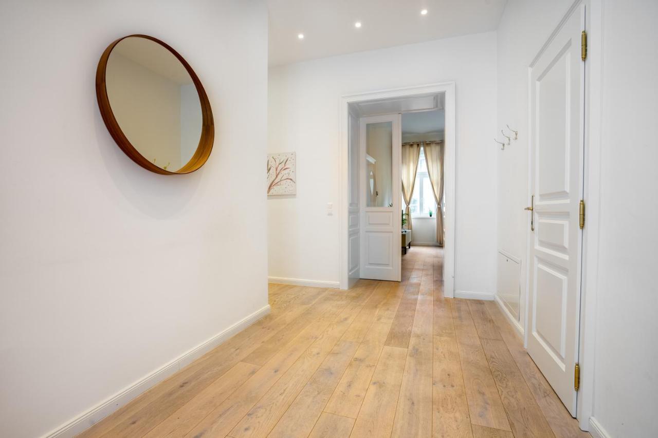 Modernes Apartment Im Charmanten Cottage Viertel Viyana Dış mekan fotoğraf