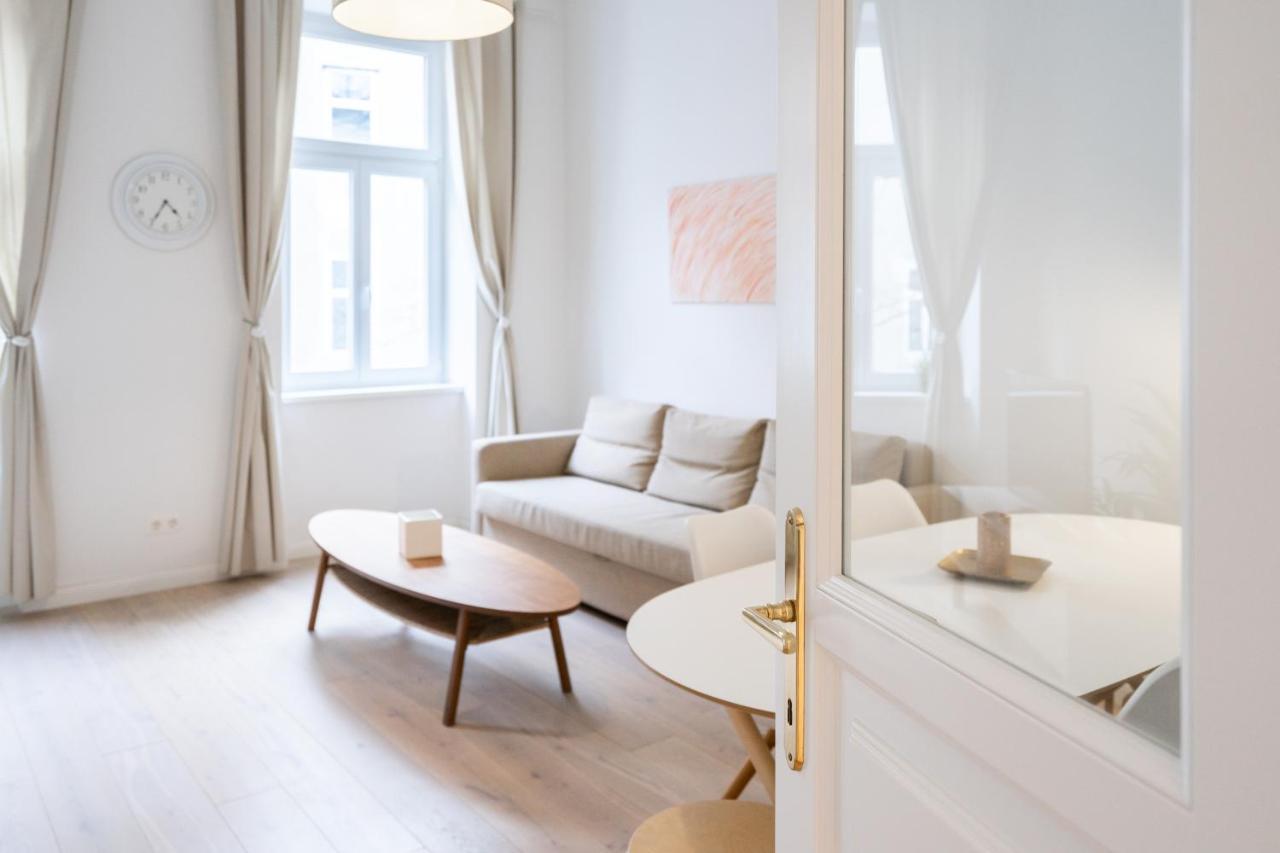 Modernes Apartment Im Charmanten Cottage Viertel Viyana Dış mekan fotoğraf
